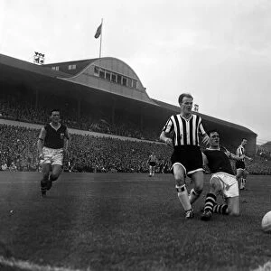 Newcastle United v Burnley, Newcastles Alf McMichael. 27th August 1960