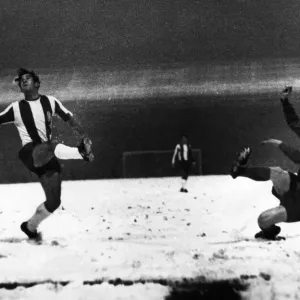 Newcastle United v FC Porto, Inter Cities Fairs Cup 2nd round 2nd leg Newcastle United v FC Porto, Inter Cities Fairs Cup 2nd round 2nd leg