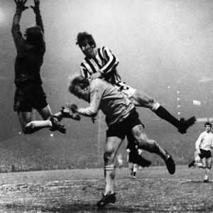 Newcastle United v Southampton, Inter Cities Fairs Cup, 3rd round 1st leg Newcastle United v Southampton, Inter Cities Fairs Cup, 3rd round 1st leg