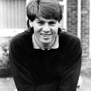 Newcastle Uniteds Chris Waddle. 08 / 10 / 84 Newcastle Uniteds Chris Waddle. 08 / 10 / 84