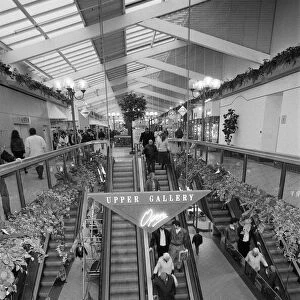The newly opened Merry Hill Shopping Centre in Brierley Hill. 29th January 1990