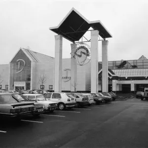 The newly opened Merry Hill Shopping Centre in Brierley Hill. 29th January 1990 The newly opened Merry Hill Shopping Centre in Brierley Hill. 29th January 1990