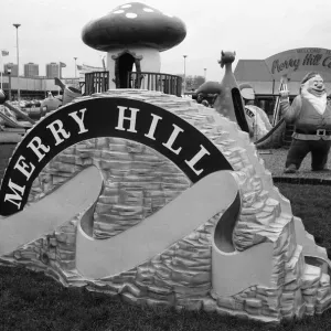 The newly opened Merry Hill Shopping Centre in Brierley Hill. 29th January 1990 The newly opened Merry Hill Shopping Centre in Brierley Hill. 29th January 1990