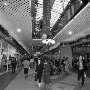 The newly opened Merry Hill Shopping Centre in Brierley Hill. 29th January 1990 The newly opened Merry Hill Shopping Centre in Brierley Hill. 29th January 1990