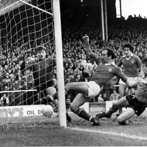 against Newport County watched by strike partner Jeff Hemmerman - 27th Dec 1982 against Newport County watched by strike partner Jeff Hemmerman - 27th Dec 1982