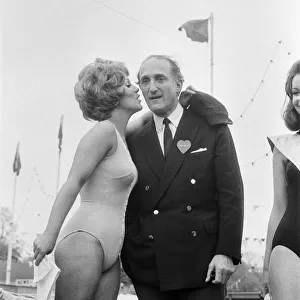 The News of the World Star Gala. Ron Moody. 10th May 1969