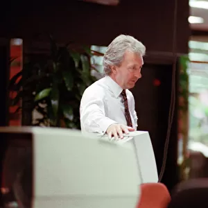 Nick Davies foreign editor of the Daily Mirror talks to Nick Fullagar. 28th October 1991