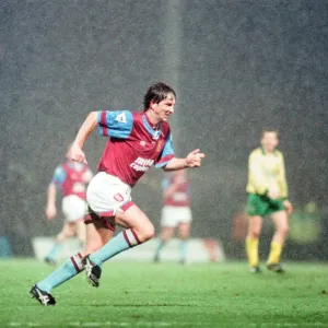 Norwich 1-0 Aston Villa, League match at Carrow Road, Wednesday 24th March 1993 Norwich 1-0 Aston Villa, League match at Carrow Road, Wednesday 24th March 1993