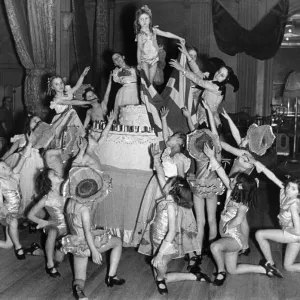 Old English Twelfth Night Customs: Twelfth Night Festivities will take place Old English Twelfth Night Customs: Twelfth Night Festivities will take place