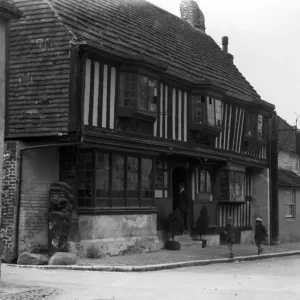 Old Inn at Alfriston, Sussex. 1925 Old Inn at Alfriston, Sussex. 1925