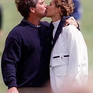 Open Golf Championship Birkdale 1998 Fred Couples kisses fiancee Thais Bren
