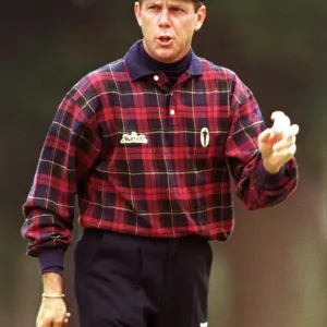 US OPen Golf San Francisco June 1998 Payne Stewart of Orlando waves to the crowd after US OPen Golf San Francisco June 1998 Payne Stewart of Orlando waves to the crowd after