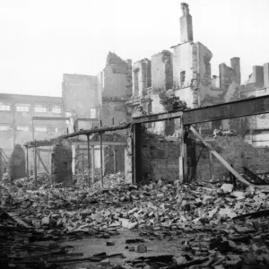 Oxford Street, Swansea, after an attack by Nazi raiders. February 1941 Oxford Street, Swansea, after an attack by Nazi raiders. February 1941