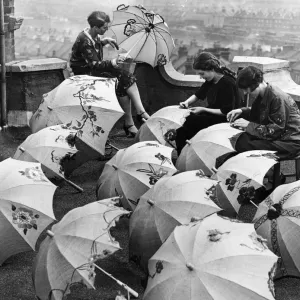 Raffin Summer Parasol Print, Emvigo Studios, Hampstead 1927