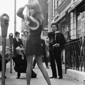 Pattie Boyd returns to modelling for the first time since her marriage to George Harrison Pattie Boyd returns to modelling for the first time since her marriage to George Harrison