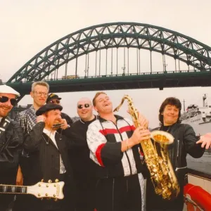 Paul Gascoigne Gazza with Lindisfarne promoting their hit single Fog On