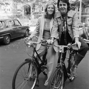 Paul and Linda McCartney in 1972. Ex- Beatle Paul McCartney Paul and Linda McCartney in 1972. Ex- Beatle Paul McCartney
