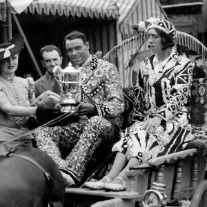 Pearly King and Queen Mr and Mrs Newham and Mrs John Walker presenting to them the 1st Pearly King and Queen Mr and Mrs Newham and Mrs John Walker presenting to them the 1st