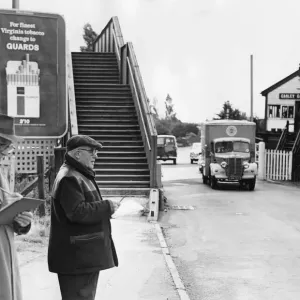 A pedestrian and traffic census was carried out at Canley crossing gates yesterday with a A pedestrian and traffic census was carried out at Canley crossing gates yesterday with a