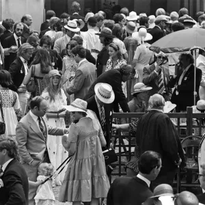 People enjoying the Henley Regatta. River Thames, Henley-on-Thames, Oxfordshire