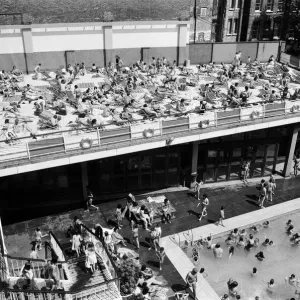People at Oasis Lido, London Print 7th June 1975