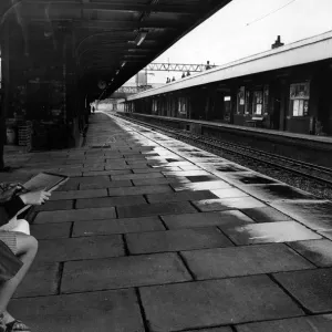 Perfect conditions for an art student. Sixteen year old Amanda Fox of Nuneaton enjoys a