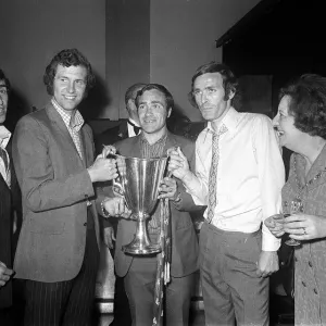 Peter Bonetti John Dempsie Ron Harris of Chelsea 1971 with Mayor of Chelsea Peter Bonetti John Dempsie Ron Harris of Chelsea 1971 with Mayor of Chelsea