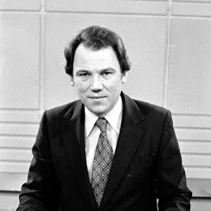 Peter Sissons ITN News at One, News Presenter, pictured reading the news at ITN studios
