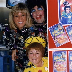 Ein Fotoaufruf für das Pantomimenspiel von Aladdin im Darlington Civic Theatre am Cornmill Center