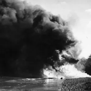 Picture showing how Britain prepared a fiery reception for the Germans had they Picture showing how Britain prepared a fiery reception for the Germans had they
