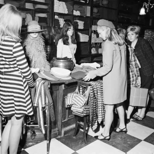 Picture shows Biba Boutique in its 2nd home at 19-21 Kensington Church Street Picture shows Biba Boutique in its 2nd home at 19-21 Kensington Church Street