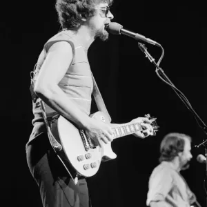 Picture shows Jeff Lynne, lead singer and songwriter with The Electric Light Orchestra Picture shows Jeff Lynne, lead singer and songwriter with The Electric Light Orchestra