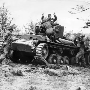 Picture shows a training exercise at a Home Guard School Picture shows a training exercise at a Home Guard School