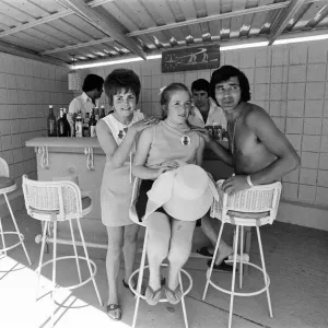Pictured in Las Vegas, Nevada are Janet Lovegrove and Gillian Mason Pictured in Las Vegas, Nevada are Janet Lovegrove and Gillian Mason