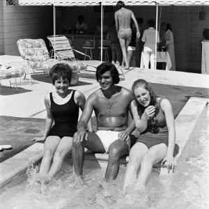 Pictured in Las Vegas, Nevada are Janet Lovegrove and Gillian Mason Pictured in Las Vegas, Nevada are Janet Lovegrove and Gillian Mason