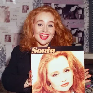 Pop star Sonia signing copies of her album Sonia in Reading. 8th October 1991 Pop star Sonia signing copies of her album Sonia in Reading. 8th October 1991