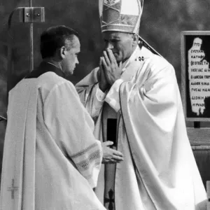 Pope John Paul II Mass at Heaton Park, Manchester, Monday 31st May 1982 Pope John Paul II Mass at Heaton Park, Manchester, Monday 31st May 1982