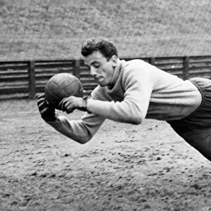 Portugals goalkeeper, Carlos Gomez. May 1955 P007023