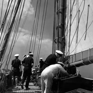 Preparing to set the staysail. May 1948 P009230