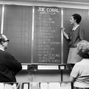 Les prix du tournoi de la Coupe du monde 1966 en Angleterre sont cités par les bookmakers Joe Coral à.