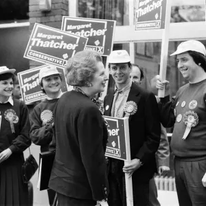 Prime Minister Margaret Thatcher campaigning ahead of the General Election. 21st May 1987 Prime Minister Margaret Thatcher campaigning ahead of the General Election. 21st May 1987