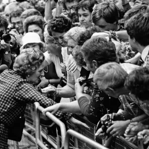 Prime Minister, Margaret Thatcher shakes hands with well wishers as she returns to No Prime Minister, Margaret Thatcher shakes hands with well wishers as she returns to No
