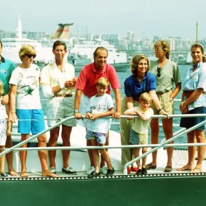 August Collection: 15 Aug 1990