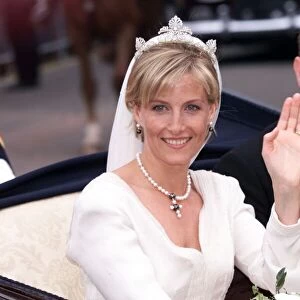 Prince Edward Royal Wedding 1999 Prince Edward and Sophie Rhys Jones leave