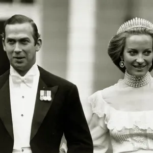 El príncipe Miguel de Kent y su novia, María Cristina von Reibnitz en su día de boda. El príncipe Miguel de Kent y su novia, María Cristina von Reibnitz en su día de boda.