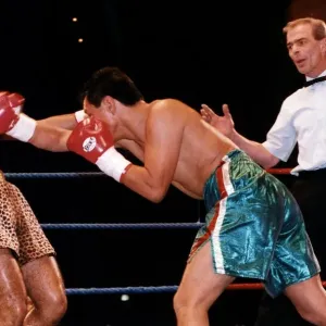 Prince Naseem Hamed vs Armando Castro Print, January 1995 Prince Naseem Hamed vs Armando Castro Print, January 1995