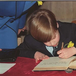 PRINCE WILLIAM OF WALES SIGNS REGISTER - 01 / 03 / 1991
