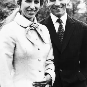 Princess Anne with Mark Phillips announce engagement November 1975 Princess Anne with Mark Phillips announce engagement November 1975