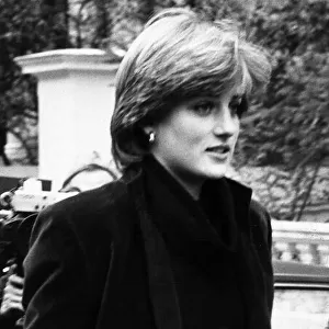 Princess Diana goes shopping November 1980