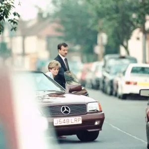 Princess Diana returns to car after visiting friend Carolyn Bartholmew, former flatmate Princess Diana returns to car after visiting friend Carolyn Bartholmew, former flatmate